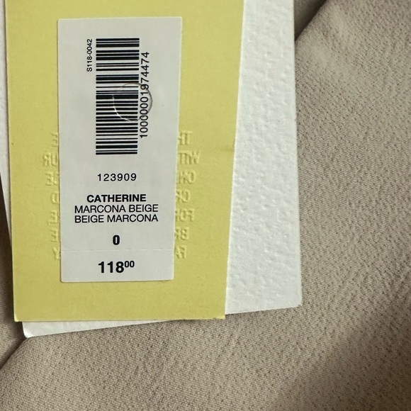 NWT - Aritzia Wilfred Catherine Vest - Size 0 - Marcona Beige - Picture 9 of 9